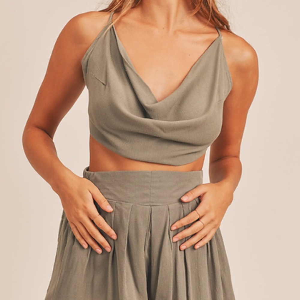 Two-Piece Set - Picture 3 of 4